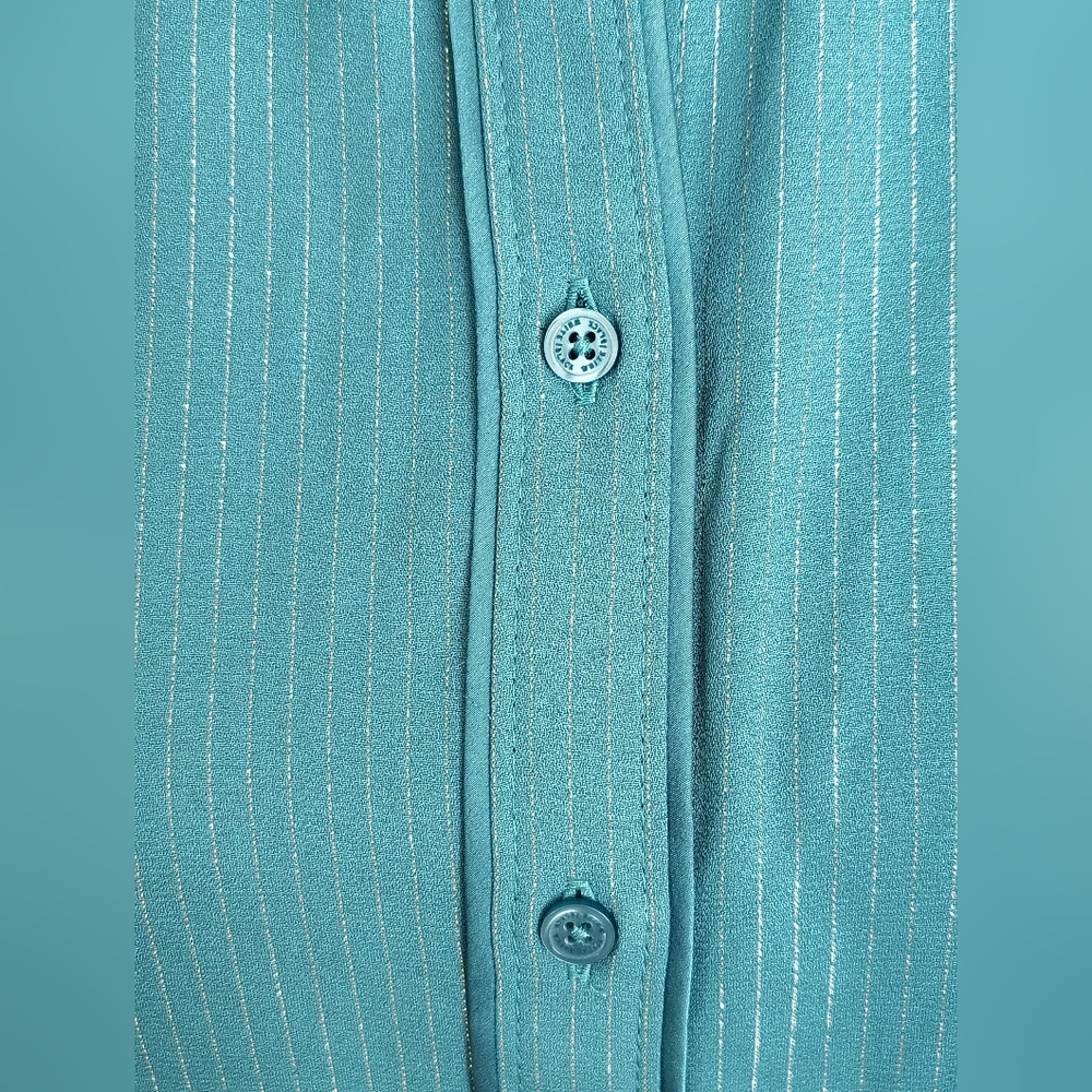 NWT White House Black Market Teal Textured Button-Down Shirt Size S - Picture 5 of 11